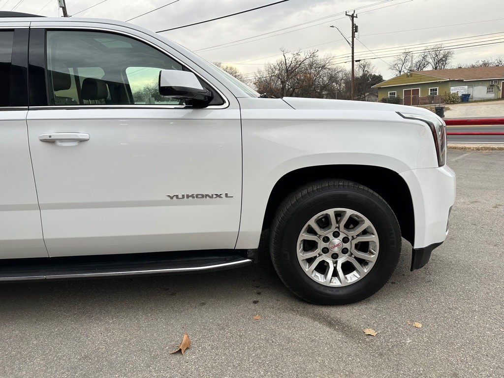 2019 GMC Yukon Image 6