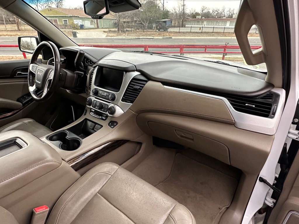 2019 GMC Yukon Image 18