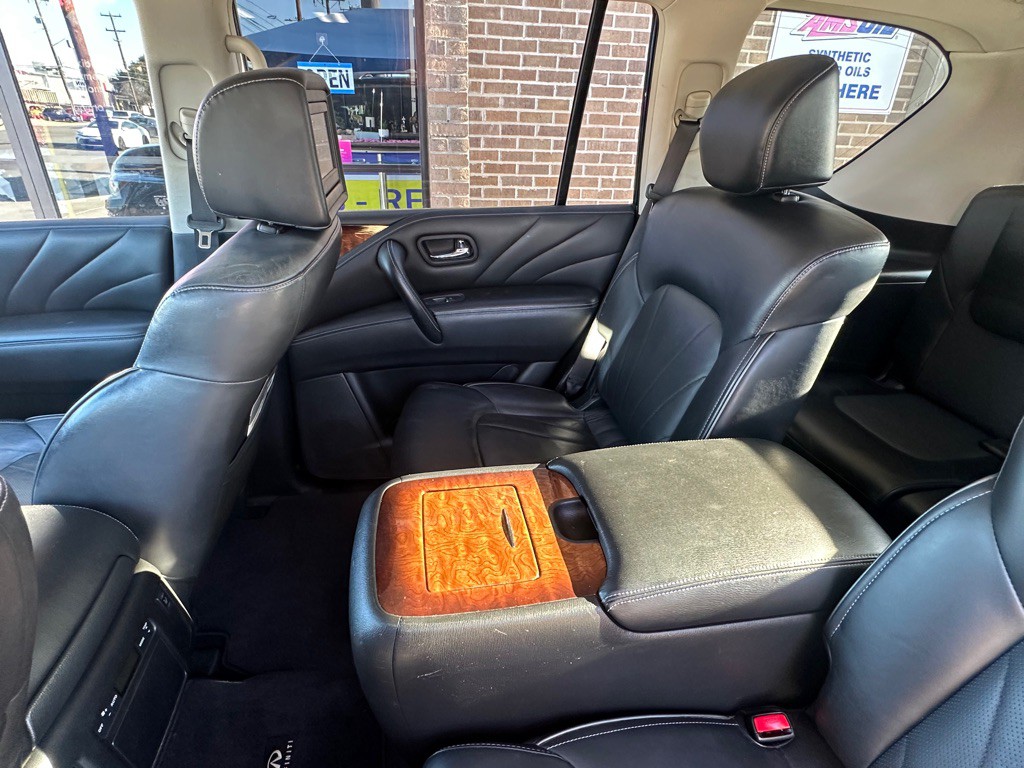 2016 INFINITI QX80 Image 26