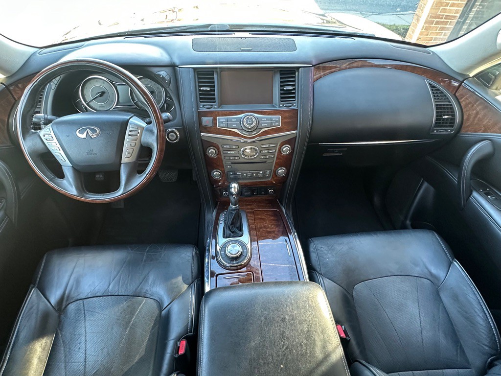 2016 INFINITI QX80 Image 29