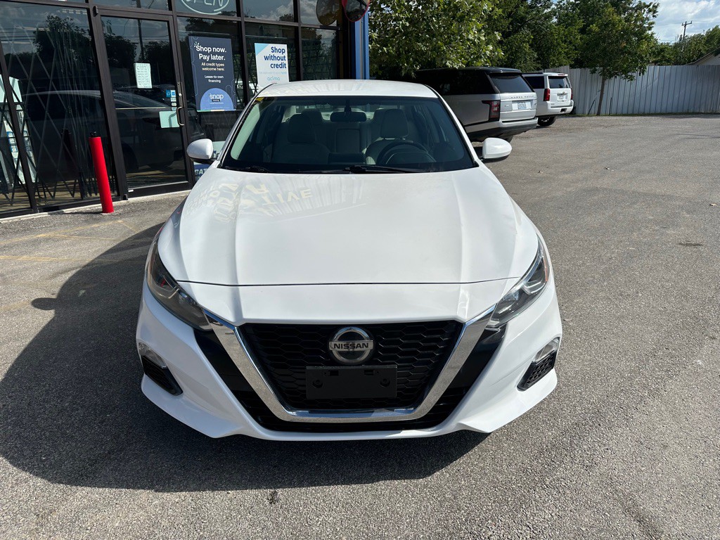 2019 Nissan Altima Image 6