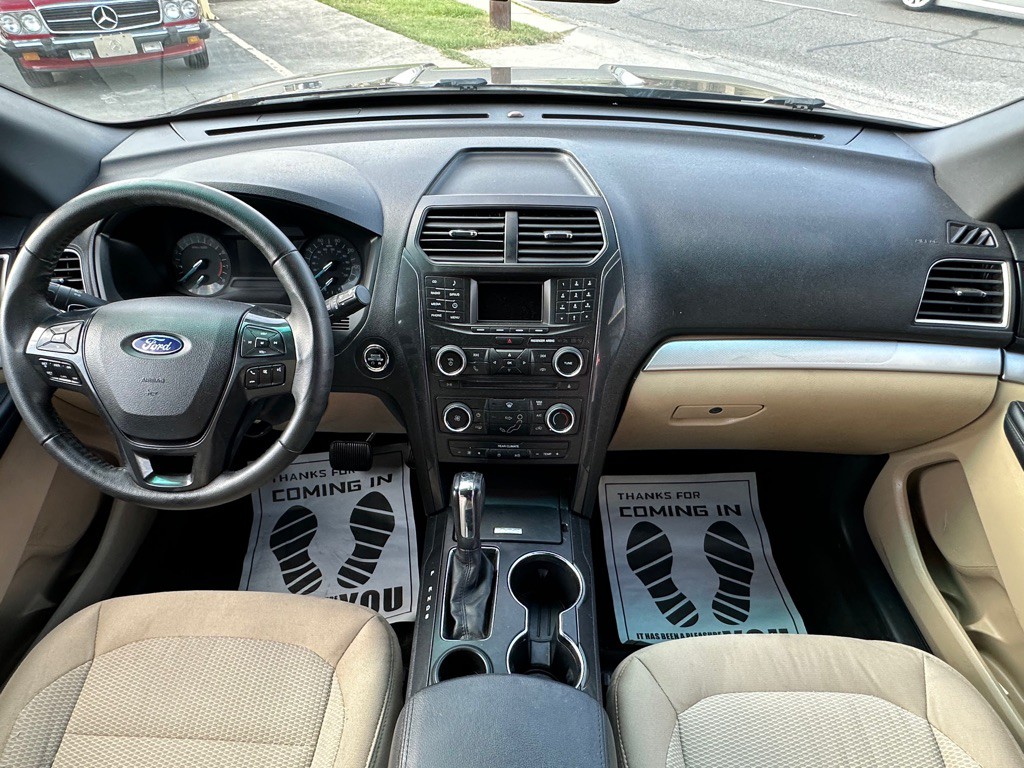 2016 Ford Explorer Image 14