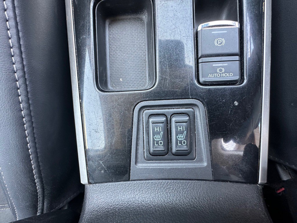 2020 Mitsubishi Outlander Image 19