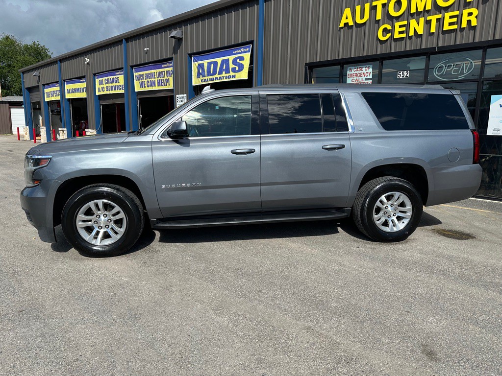 2020 Chevrolet Suburban Image 2