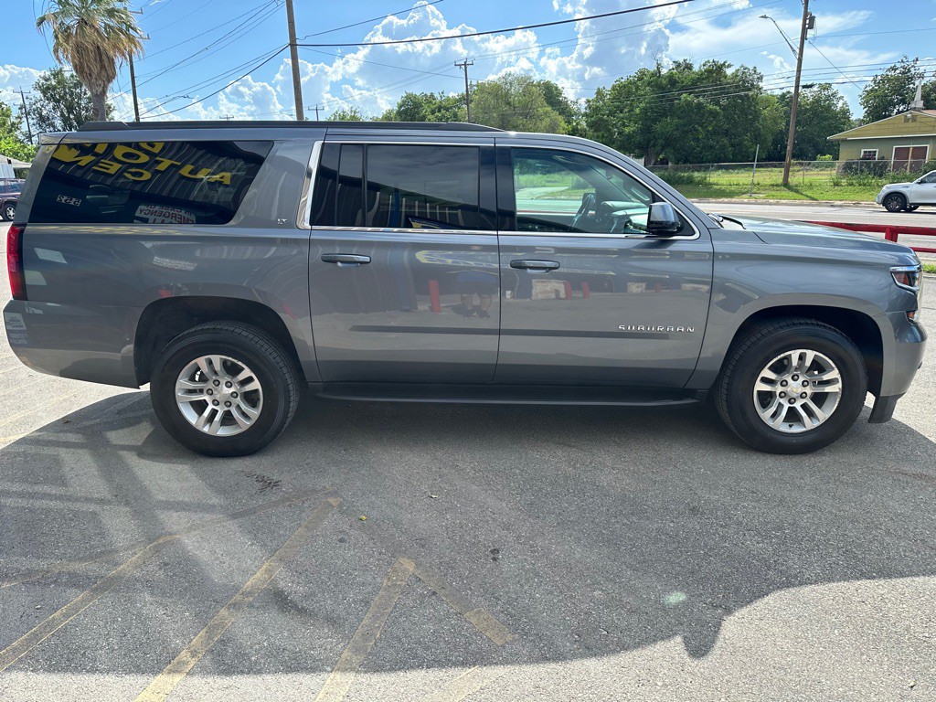 2020 Chevrolet Suburban Image 5