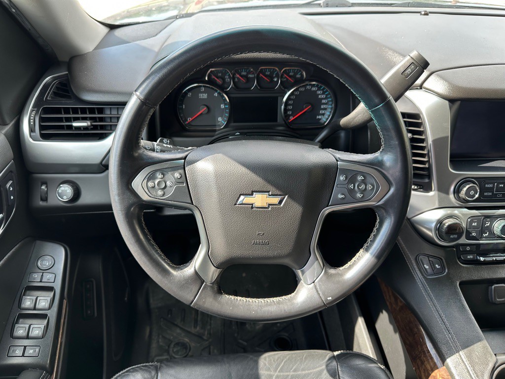2020 Chevrolet Suburban Image 17