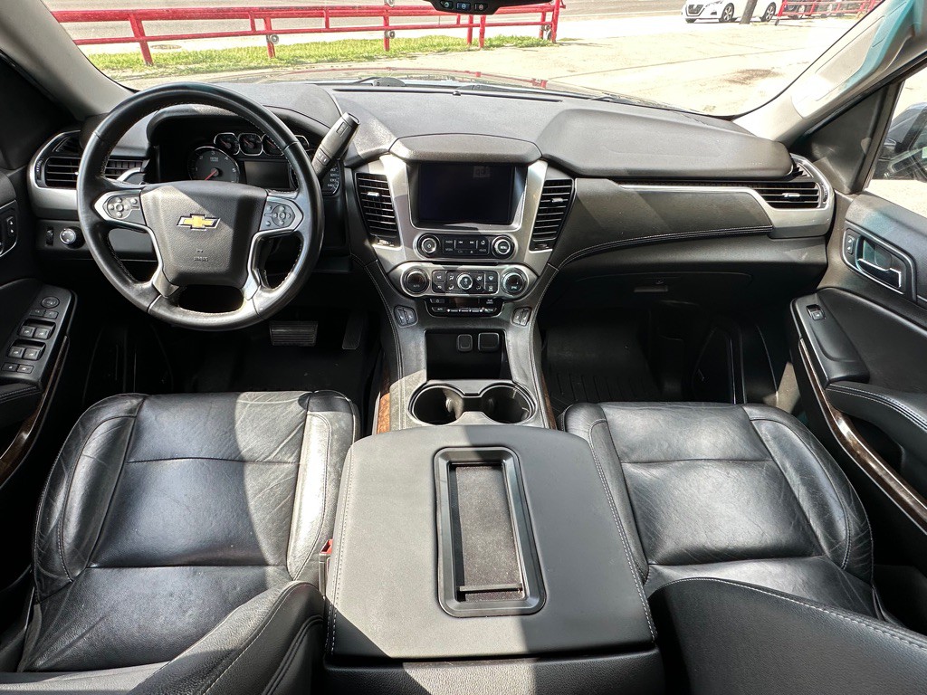 2020 Chevrolet Suburban Image 19