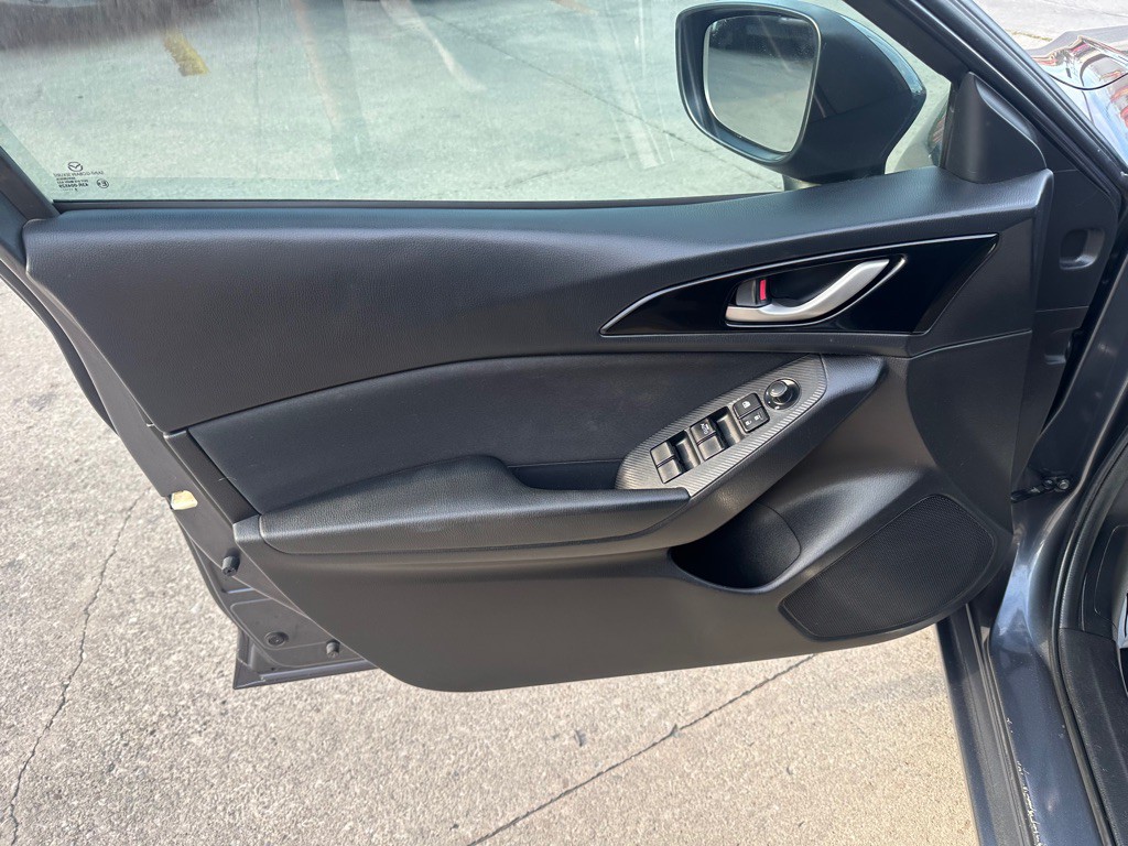 2015 Mazda Mazda3 Image 7