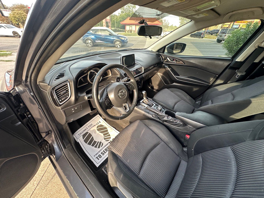 2015 Mazda Mazda3 Image 9