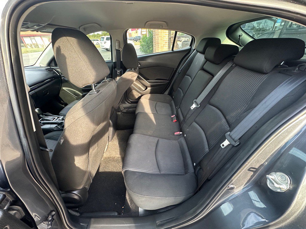 2015 Mazda Mazda3 Image 10