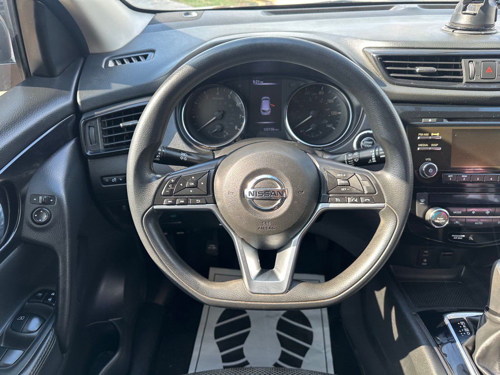 2017 Nissan Rogue Image 13