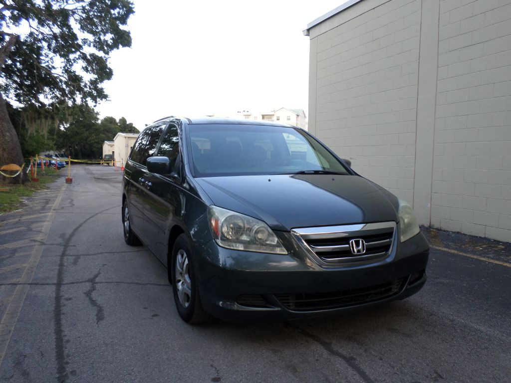 2006 Honda Odyssey Image 2