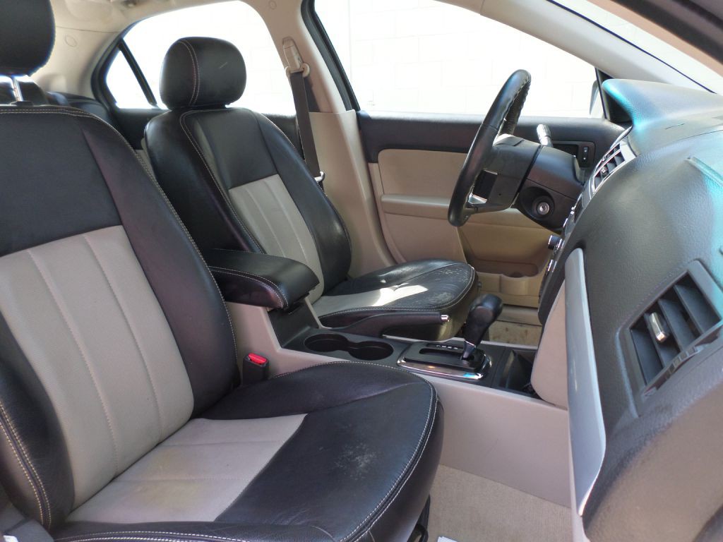 2008 Mercury Milan Image 11