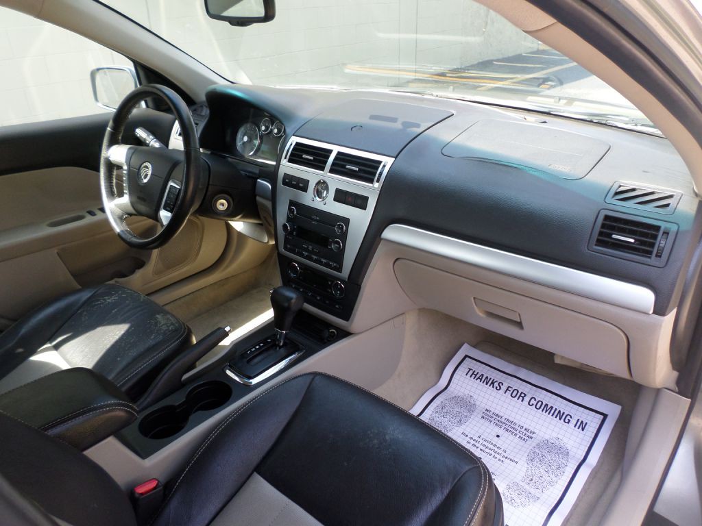 2008 Mercury Milan Image 12