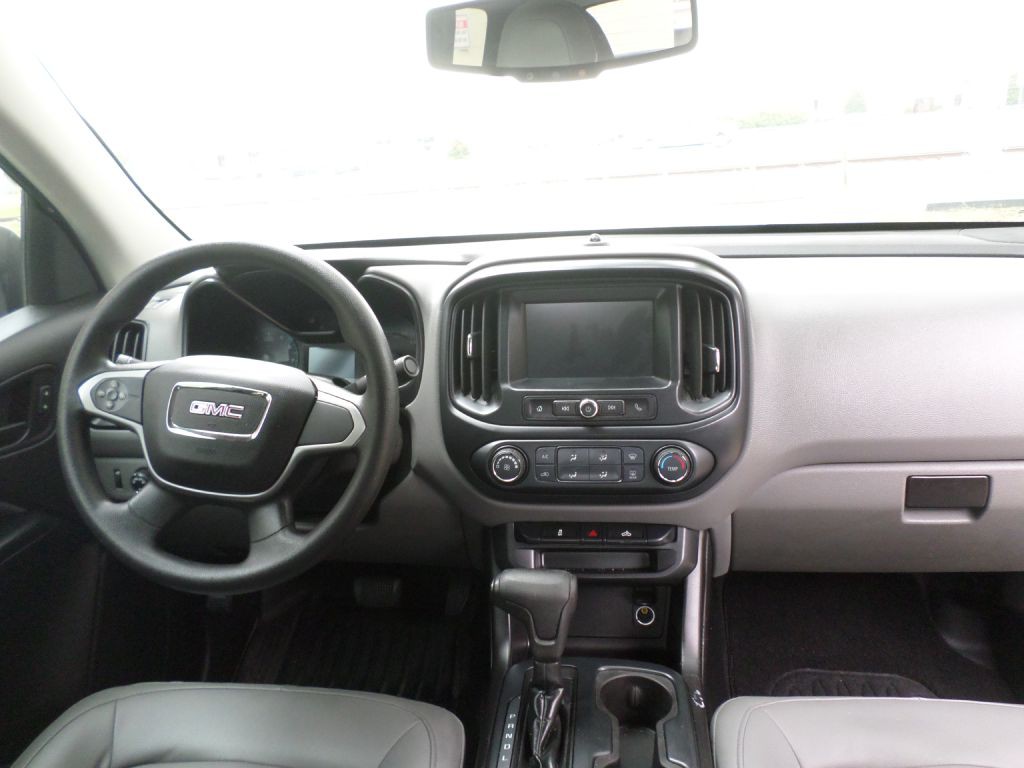 2018 GMC Canyon Image 14