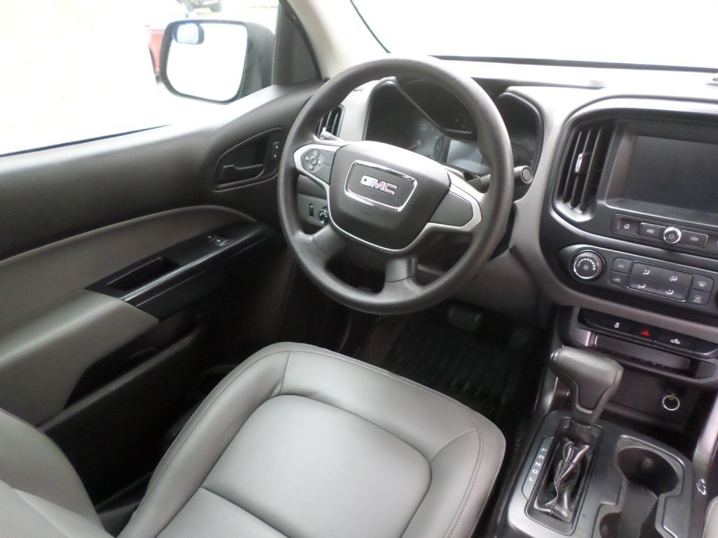 2018 GMC Canyon Image 15