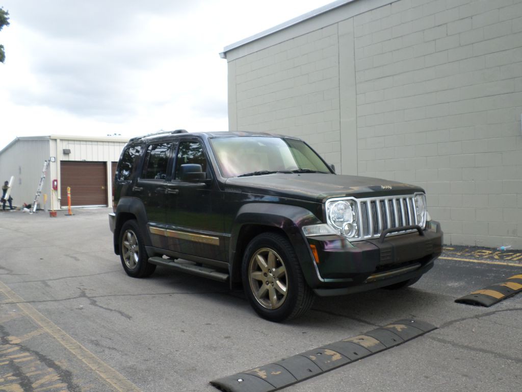 2009 Jeep Liberty Image 2