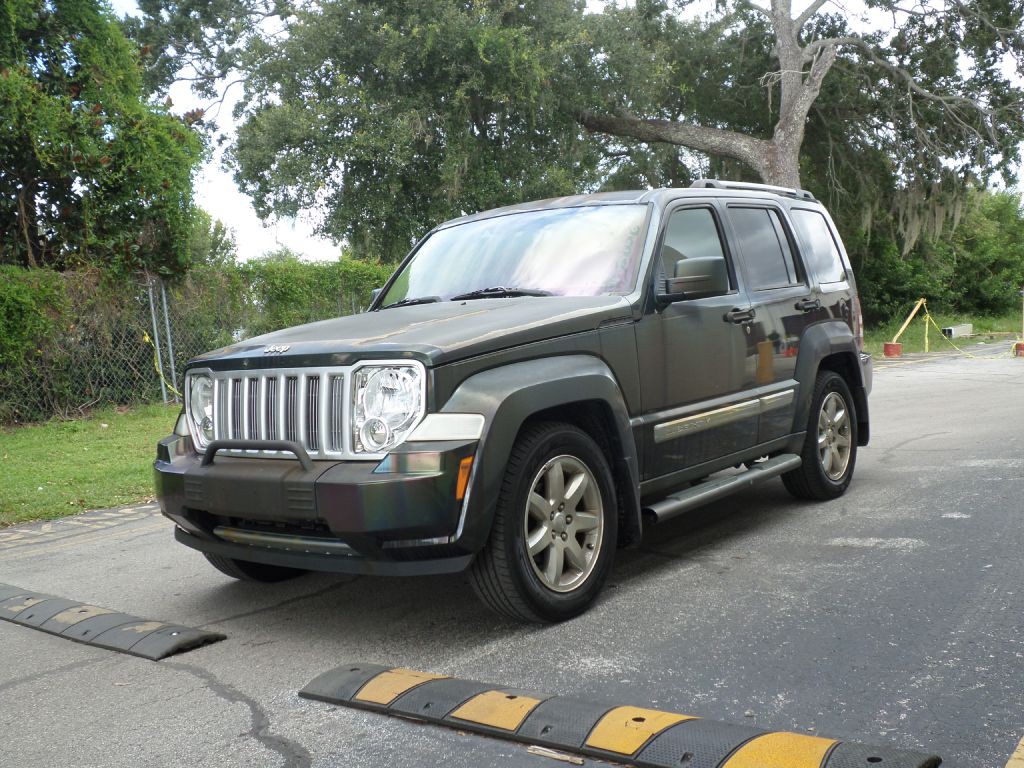 2009 Jeep Liberty Image 4