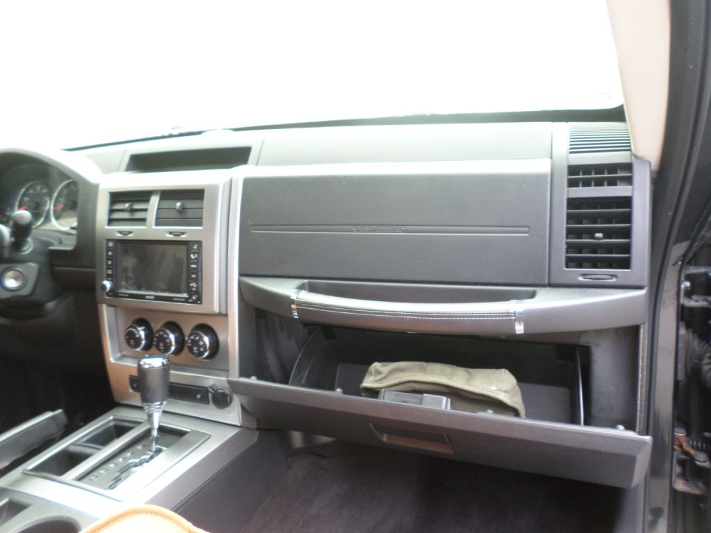 2009 Jeep Liberty Image 17