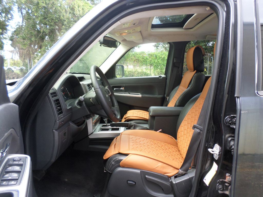2009 Jeep Liberty Image 18
