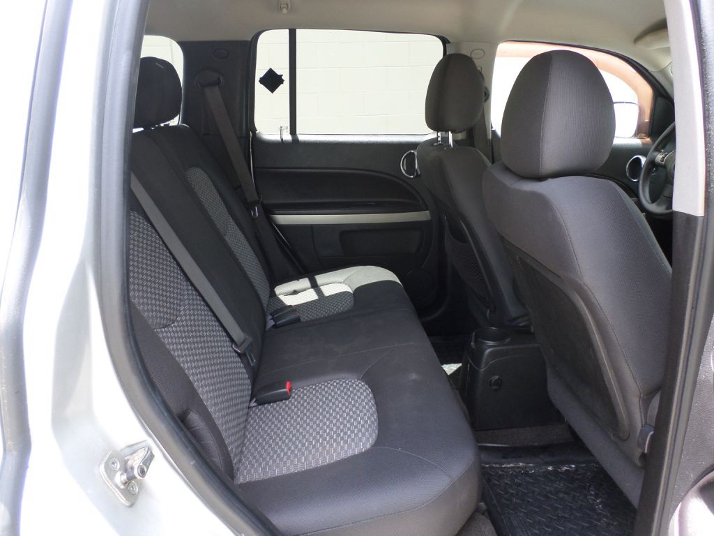 2009 Chevrolet HHR Image 12