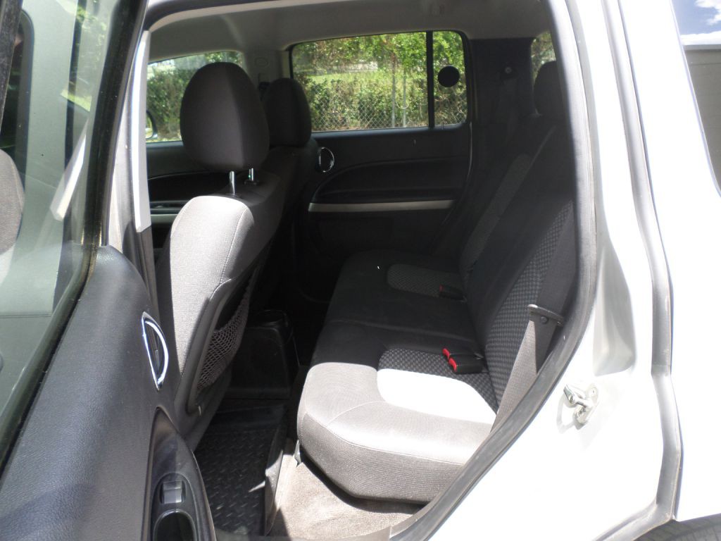 2009 Chevrolet HHR Image 17