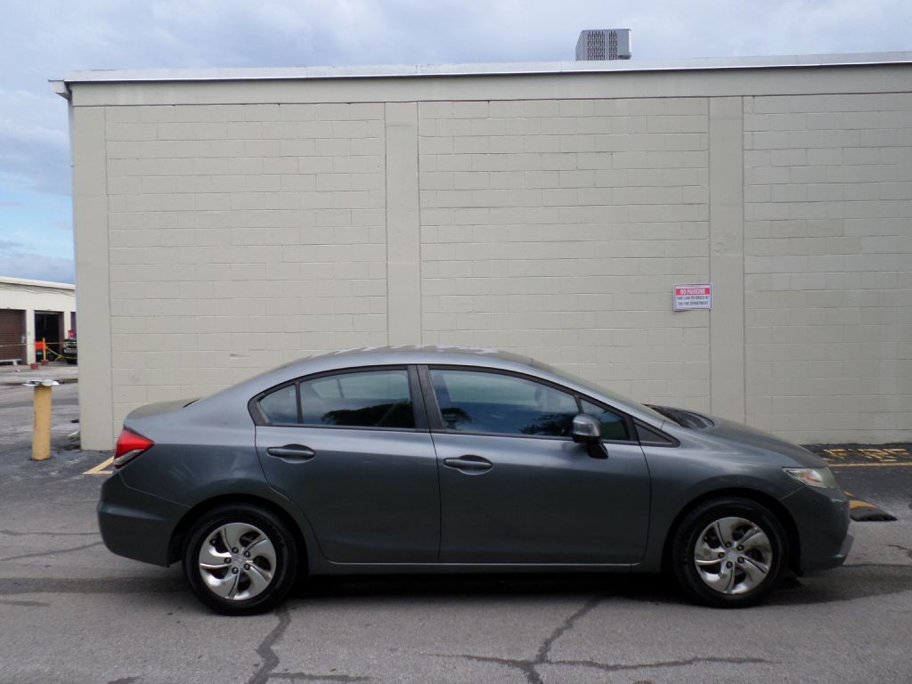 2013 Honda Civic Image 1