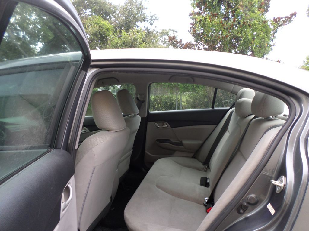 2013 Honda Civic Image 15