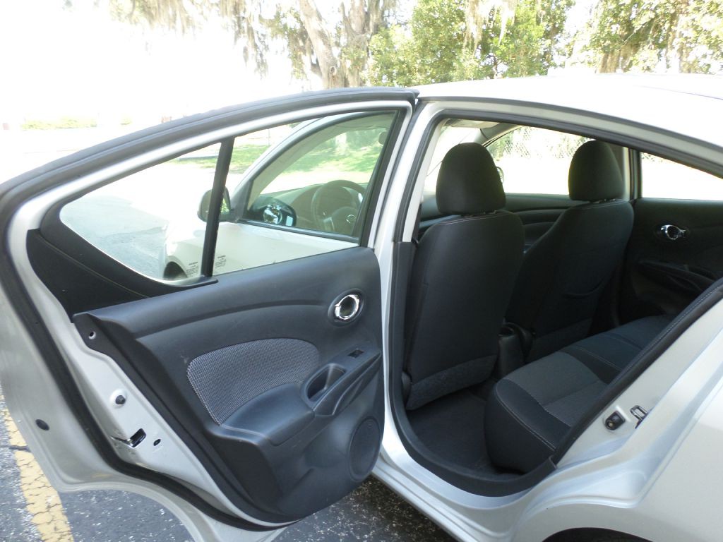 2014 Nissan Versa Image 8