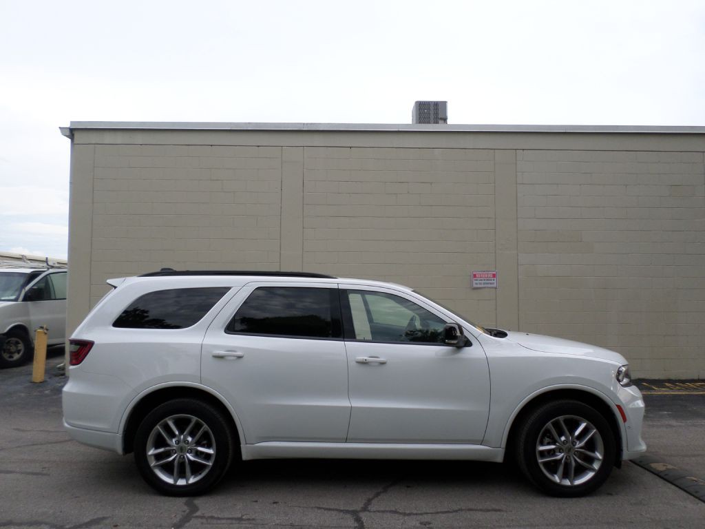 2023 Dodge Durango Image 1