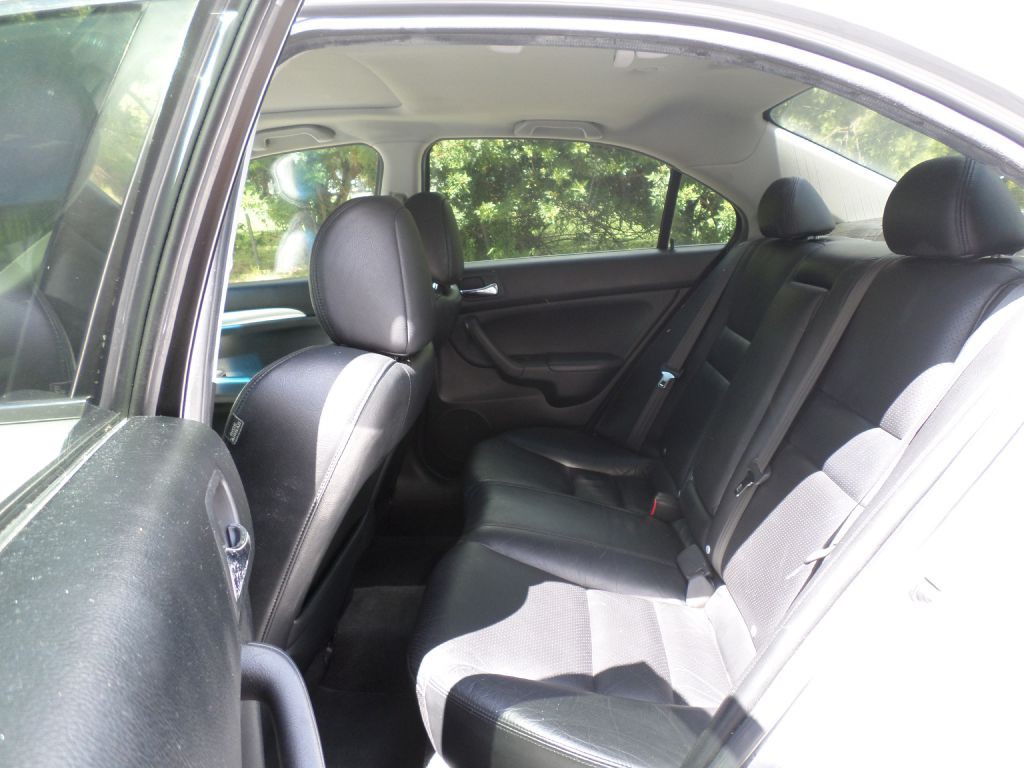 2005 Acura TSX Image 8