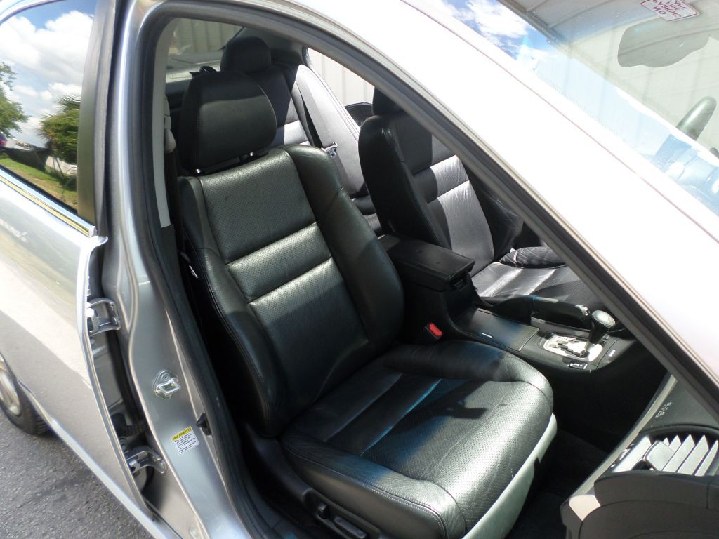 2005 Acura TSX Image 16