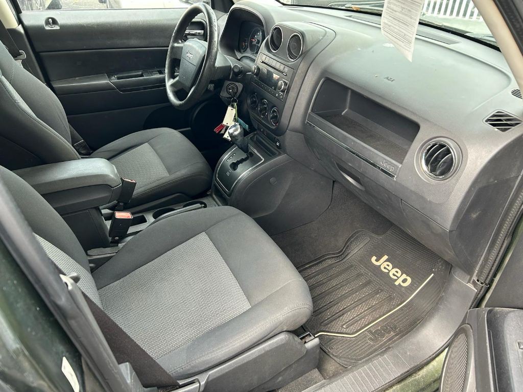 2009 Jeep Patriot Image 8