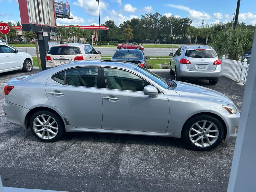 2007 Lexus IS Image 3