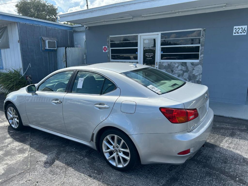 2007 Lexus IS Image 4
