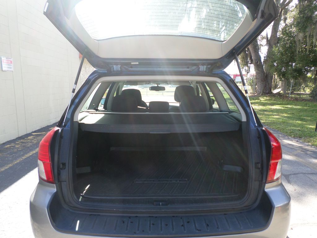 2008 Subaru Outback Image 11