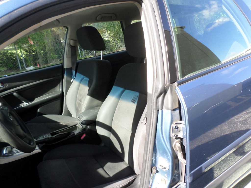 2008 Subaru Outback Image 13