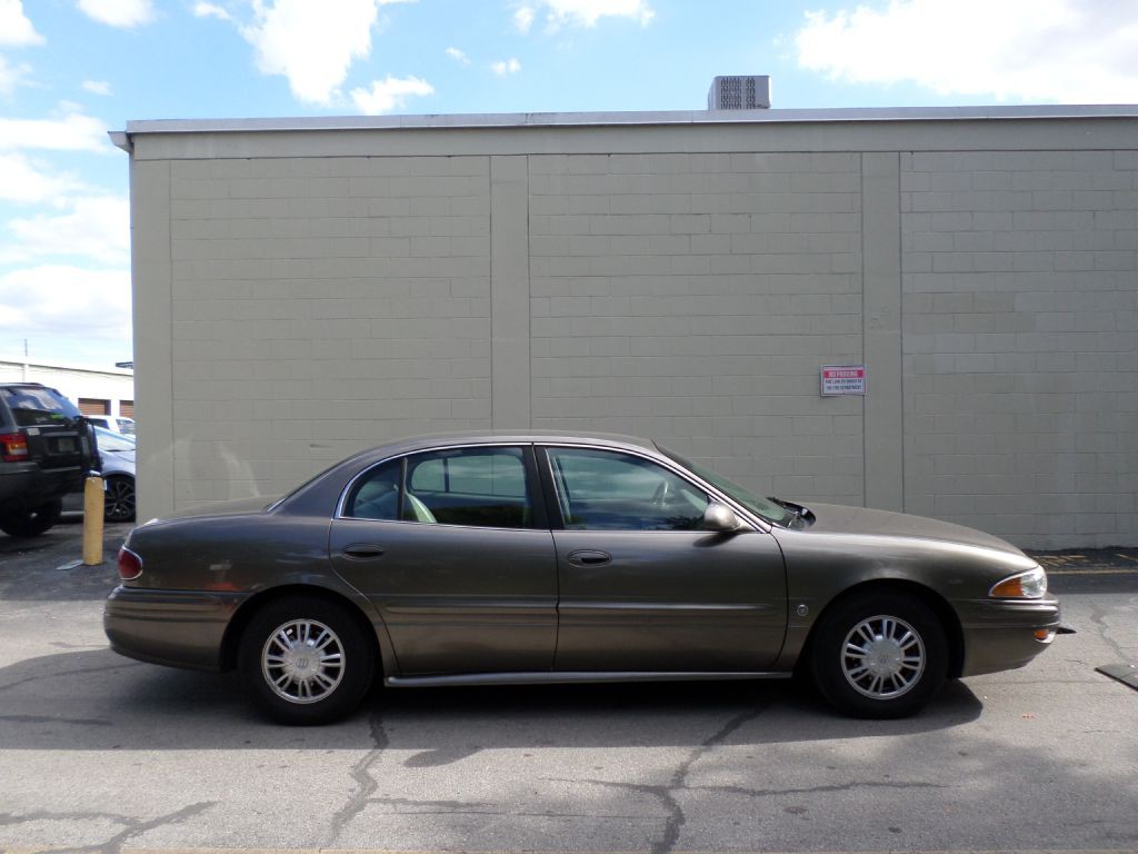 2003 Buick LeSabre Image 1