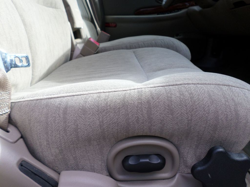 2003 Buick LeSabre Image 16