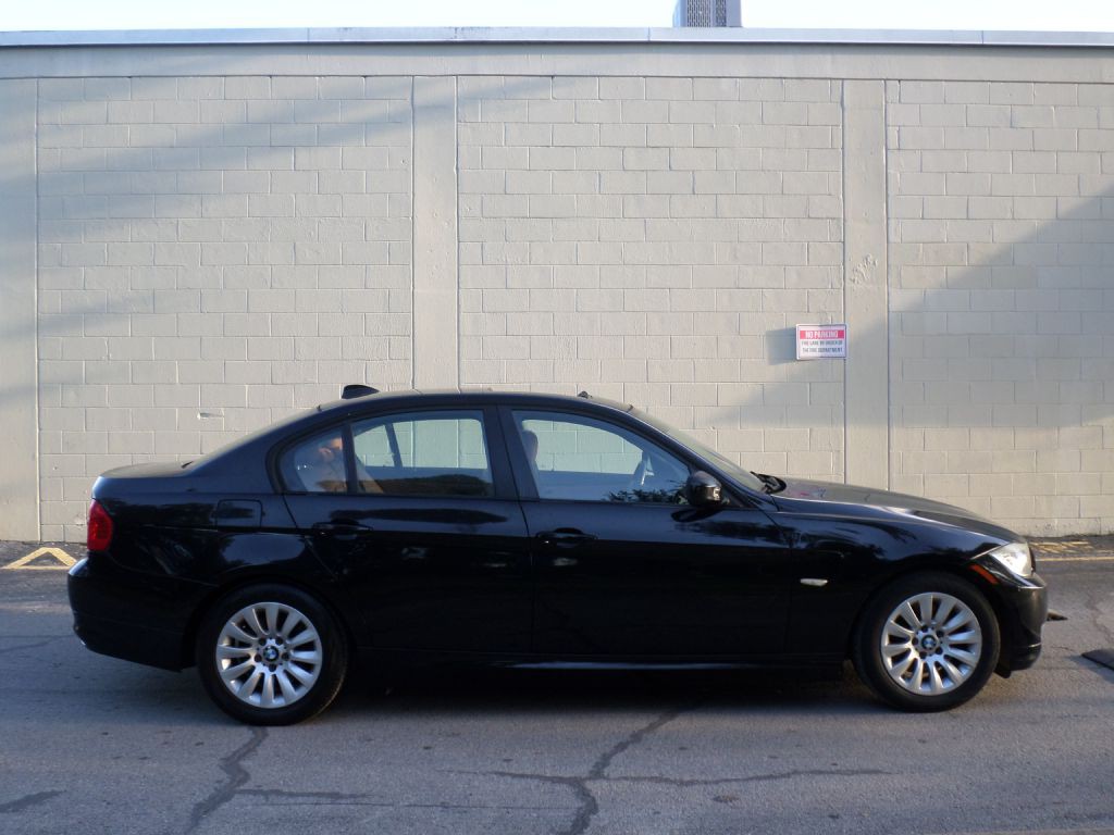 2009 BMW 3 Series Image 1
