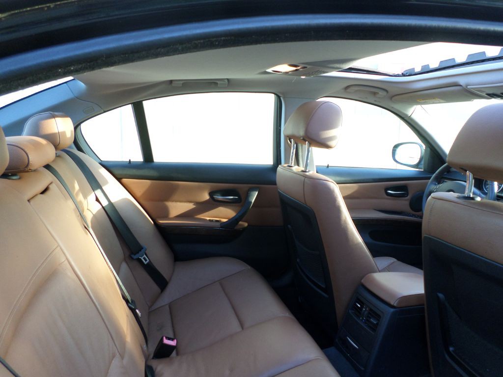 2009 BMW 3 Series Image 14