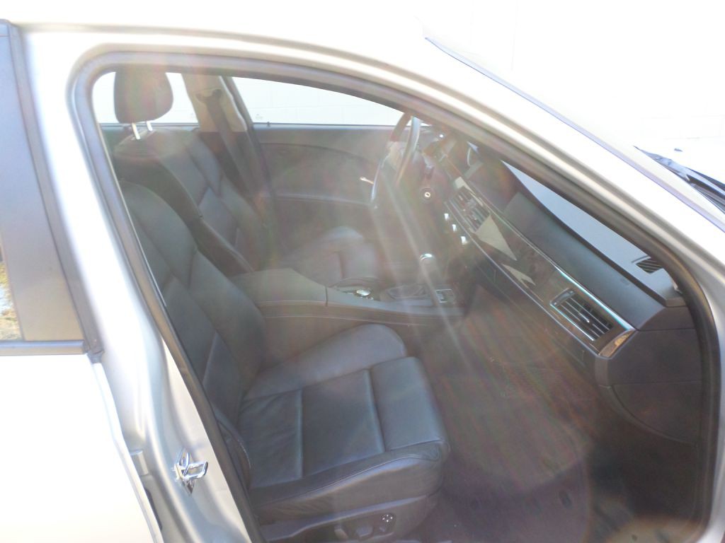 2006 BMW 5 Series Image 8