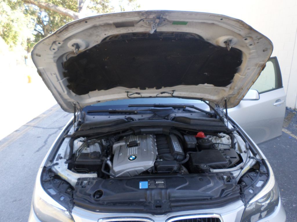 2006 BMW 5 Series Image 35