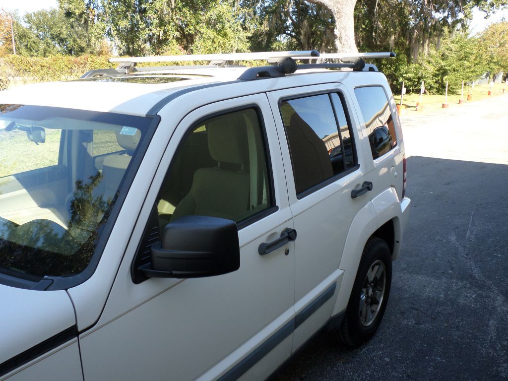 2008 Jeep Liberty Image 4