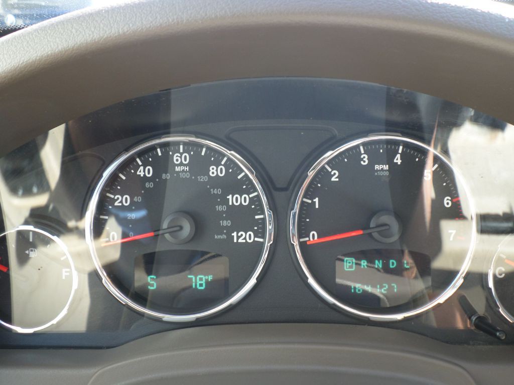 2008 Jeep Liberty Image 19