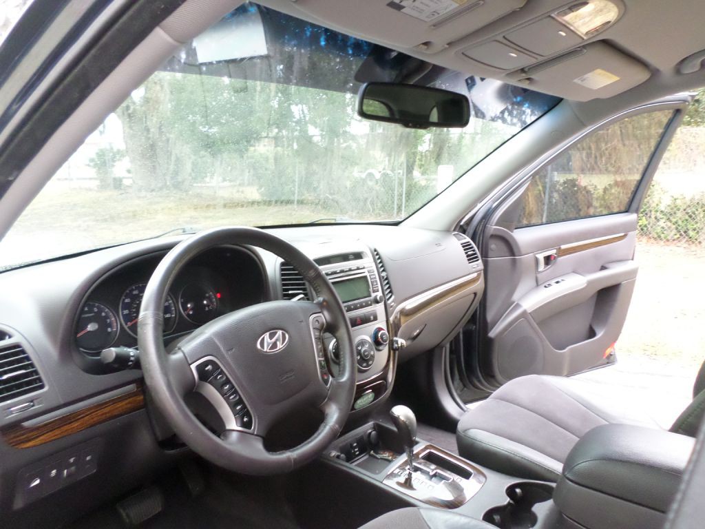 2012 Hyundai Santa Fe Image 21