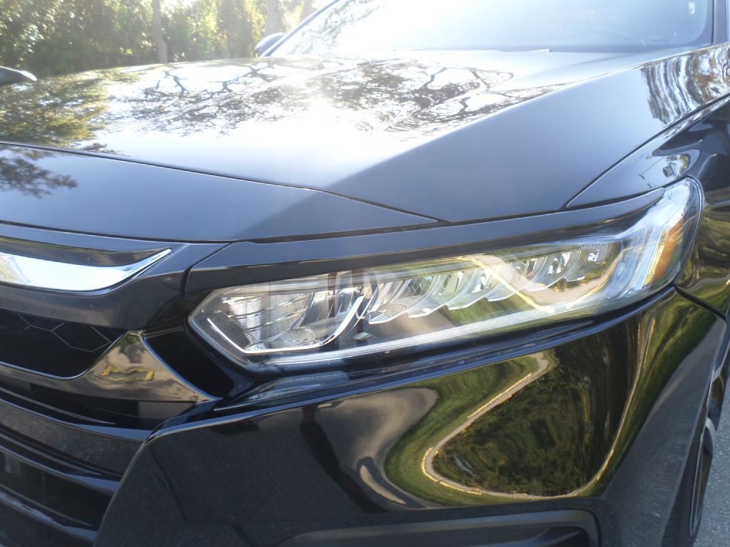 2019 Honda Accord Image 26