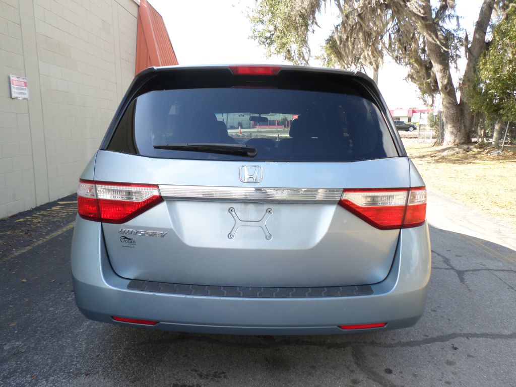 2011 Honda Odyssey Image 6