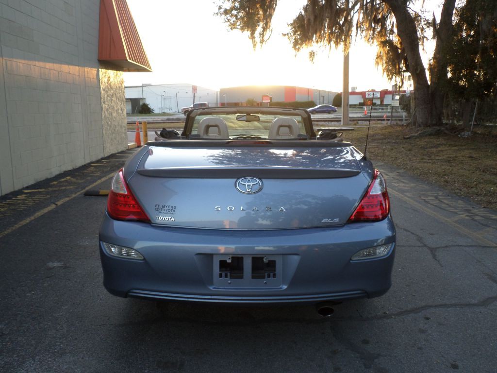 2007 Toyota Camry Image 6