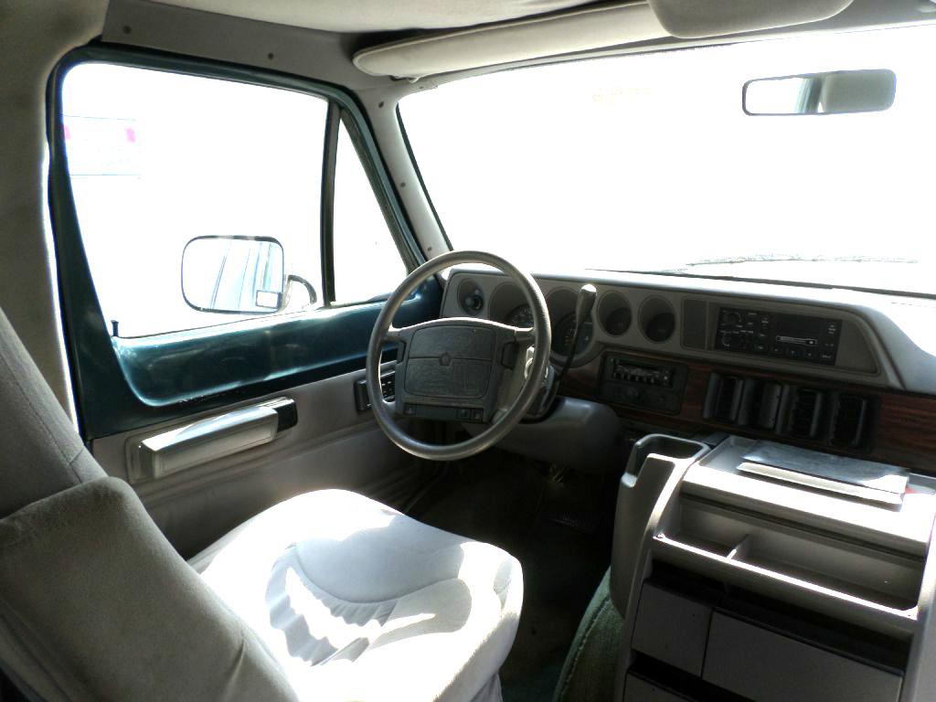 1997 Dodge Ram Van Image 17